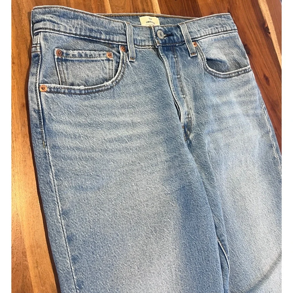 Levis 501 Original Fit Light Wash Straight Leg Button Fly Jeans Mens 32x28
